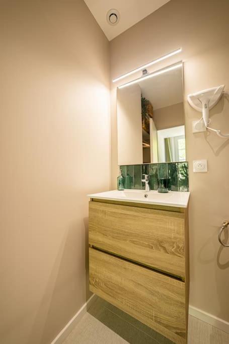 Le Pearl Appartement De Charme En Bord Riviere Collobrières المظهر الخارجي الصورة